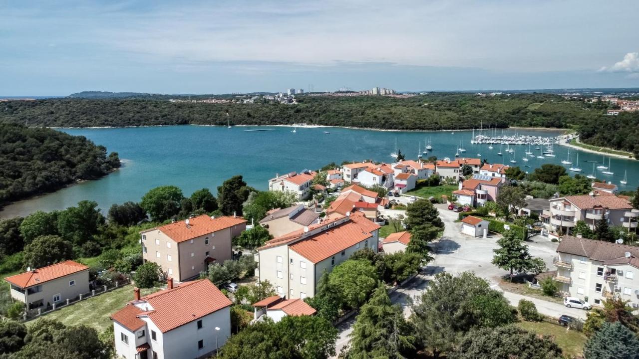 Apartmets Slavica 1644 Banjole Exterior foto